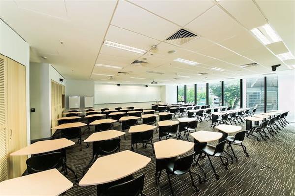 留学新加坡东亚管理学院