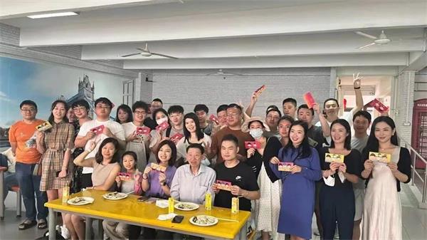 生动呈现:新加坡东亚管理学院餐饮与住宿体验,让留学生活原来这么精彩!